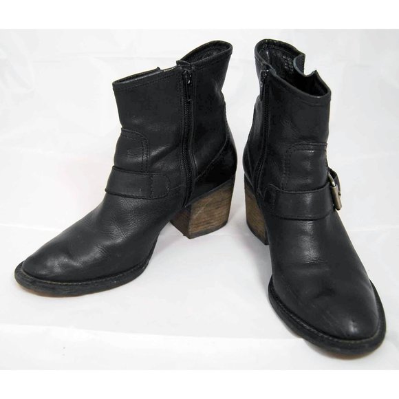 Matisse Black Leather Ankle Booties Size 7.5m - Picture 2 of 5